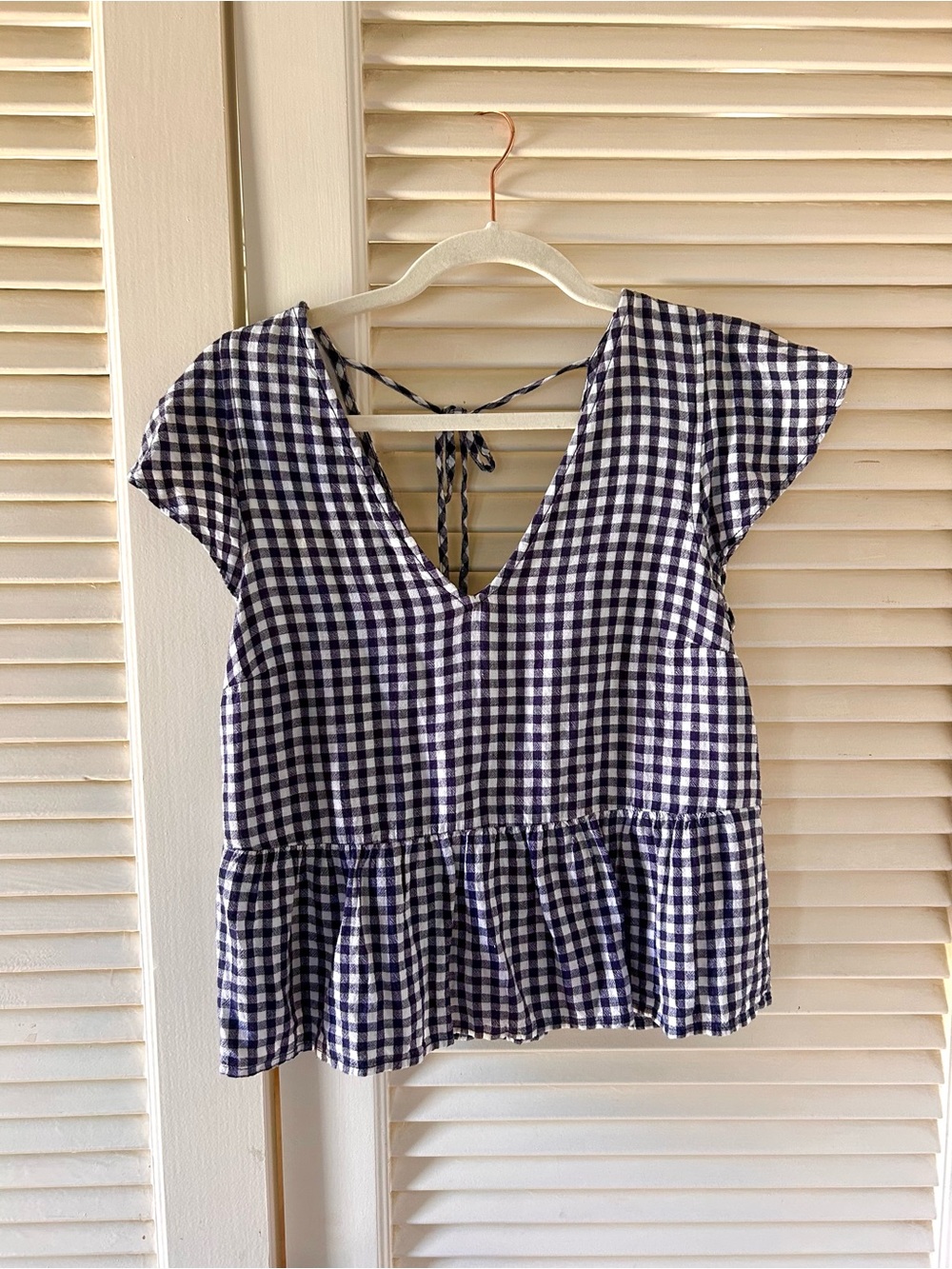 Abercrombie & Fitch Navy and White Gingham Peplum V-Neck Top